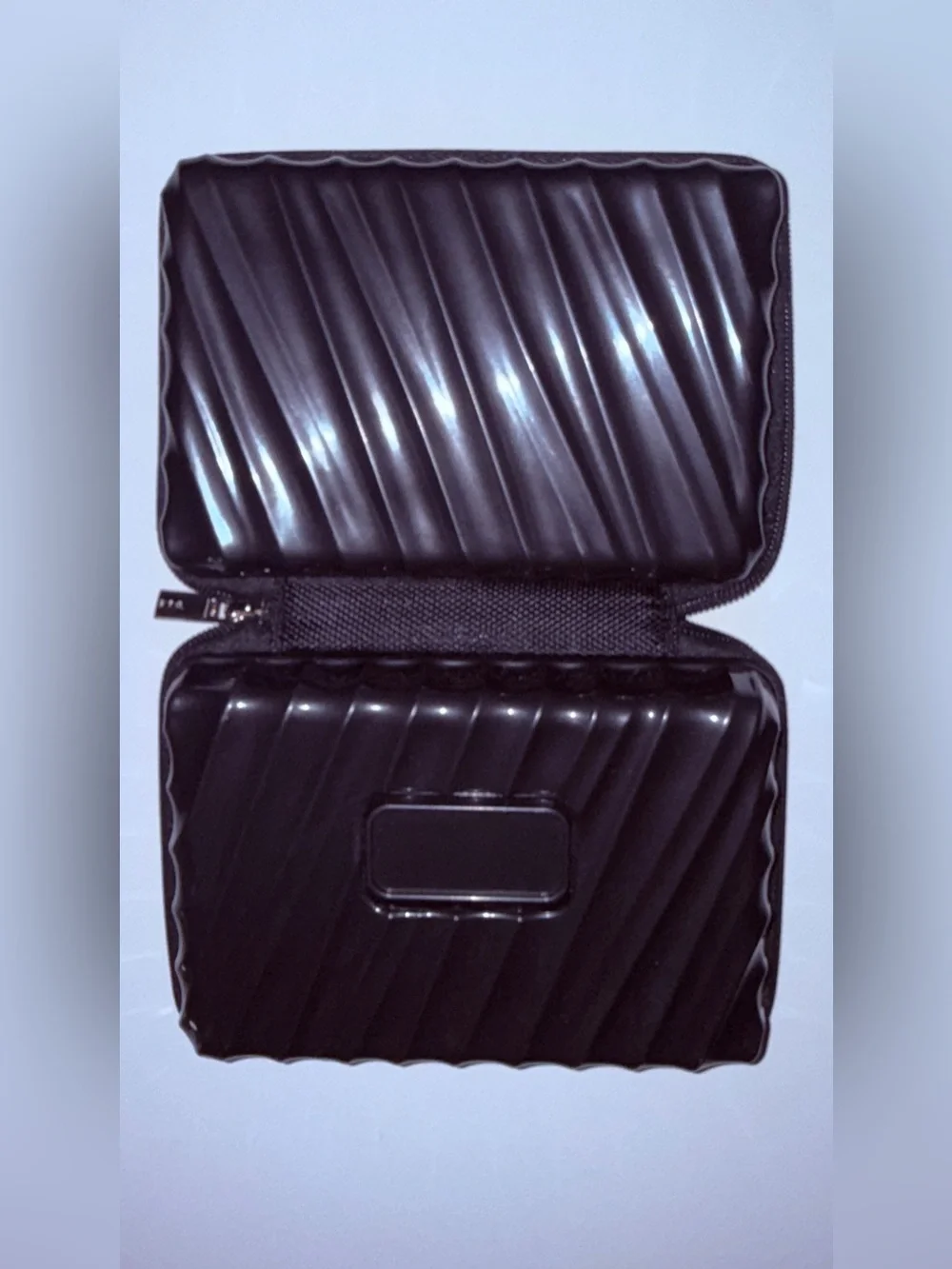 TUMI Hardshell Delta Airlines  Dop Kit